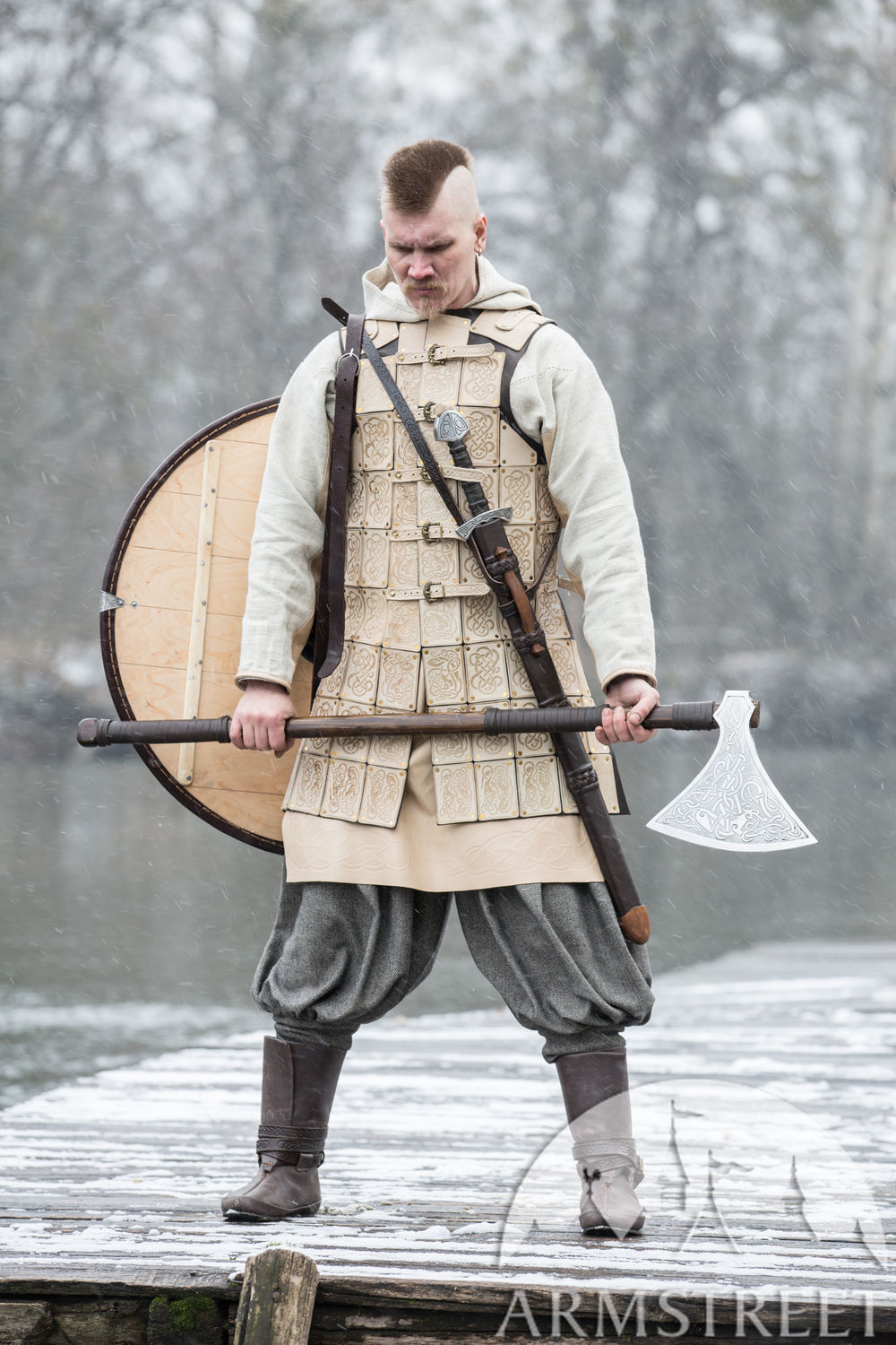 Armure du corps style viking en cuir « L'étoile du soir »