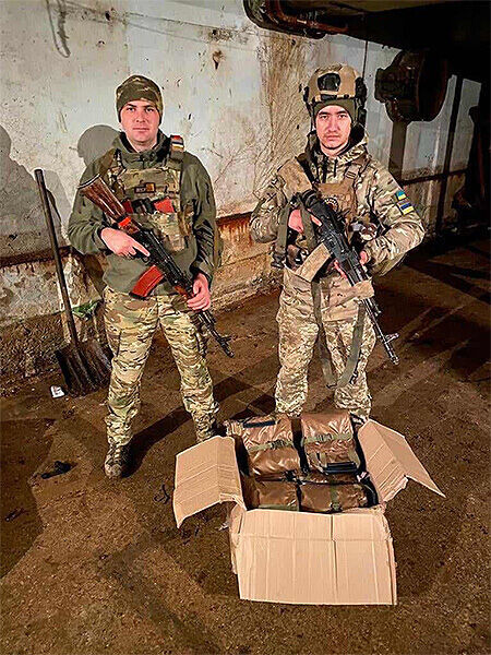 guerre-en-ukraine-et-armstreet-100.jpg guerre-en-ukraine-et-armstreet-100.jpg