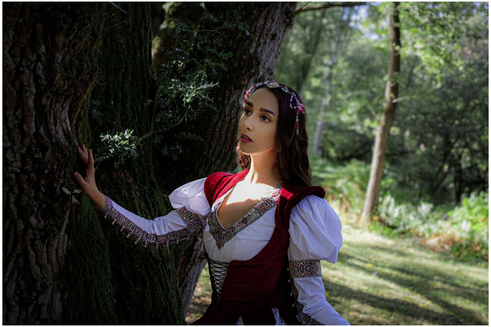 Robe longue en coton avec corset en velours luxueux Robe noble style Renaissance