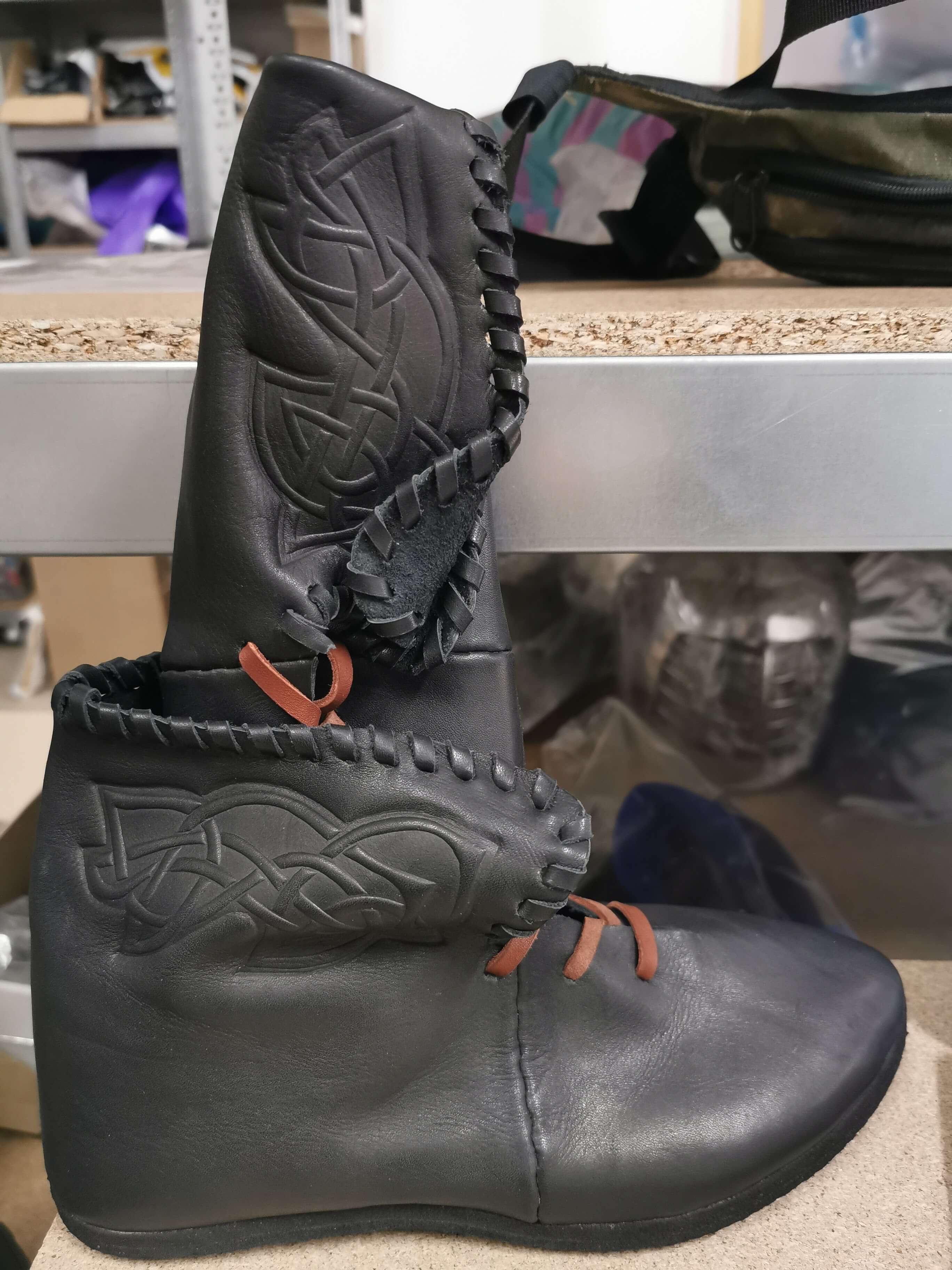 Common - sale-natural-leather-celtic-medieval-shoes-black-leather-1.jpg Common - sale-natural-leather-celtic-medieval-shoes-black-leather-1.jpg