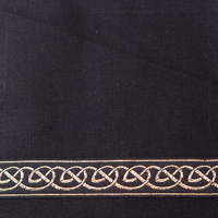 Coton noir avec passement celtique doré